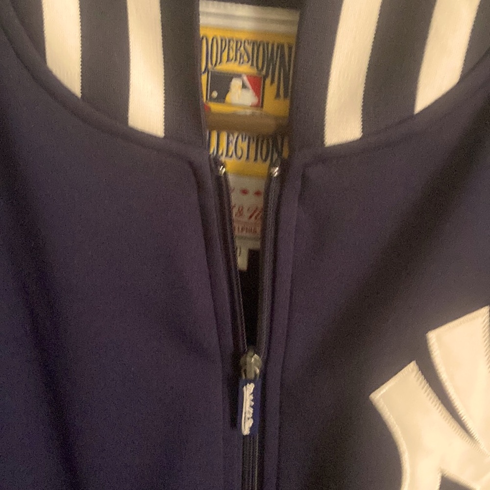 NY Yankees Authentic Cooperstown Collection BP Baseball Jacket - Mitchell & Ness